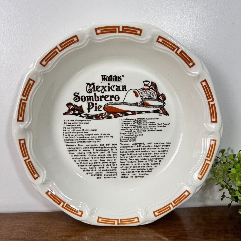 Watkins Mexican Sombrero Pie Recipe Ceramic Pie Plate Vintage USA 1983